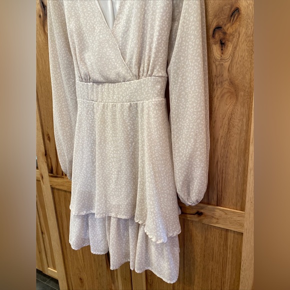 Japna Light Tan Animal Leopard Print Long Sleeve Tiered Mini Dress - Picture 3 of 6